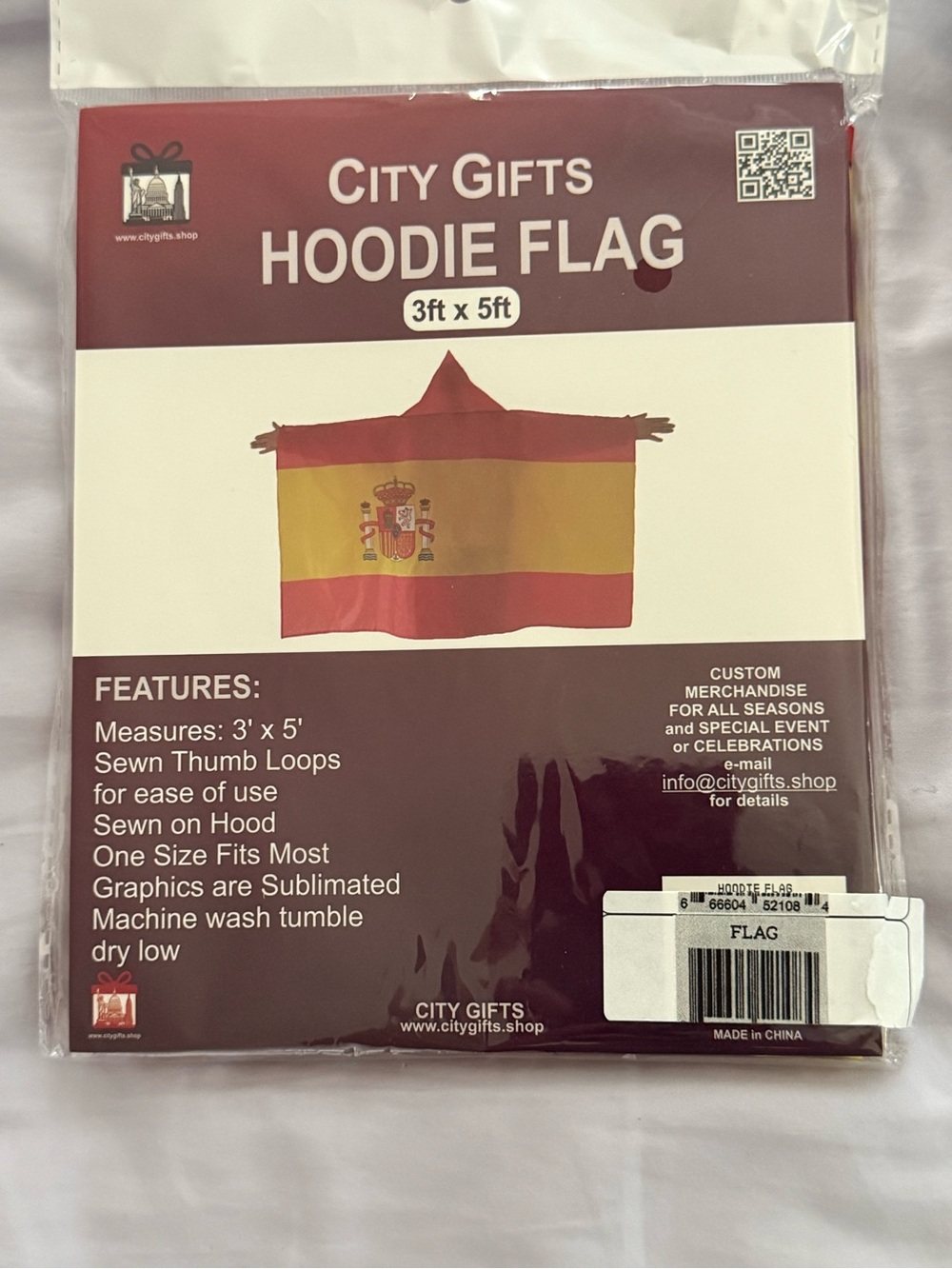Spain Soccer Fan Pack - FIFA Scarf, Hoodie Spain Flag, Socks & bracelet (NEW) - Picture 5 of 8